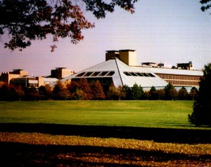 Bell Labs, one of the few industry-owned laboratories that engaged in basic scientific research flourished during an era where scientists were able to take a longer view via the support of the AT&T telephone monopoly and from the US government.  In the era after deregulation, Bell Labs like other industry based laboratories became focused more on projects with more obvious commercial applications.